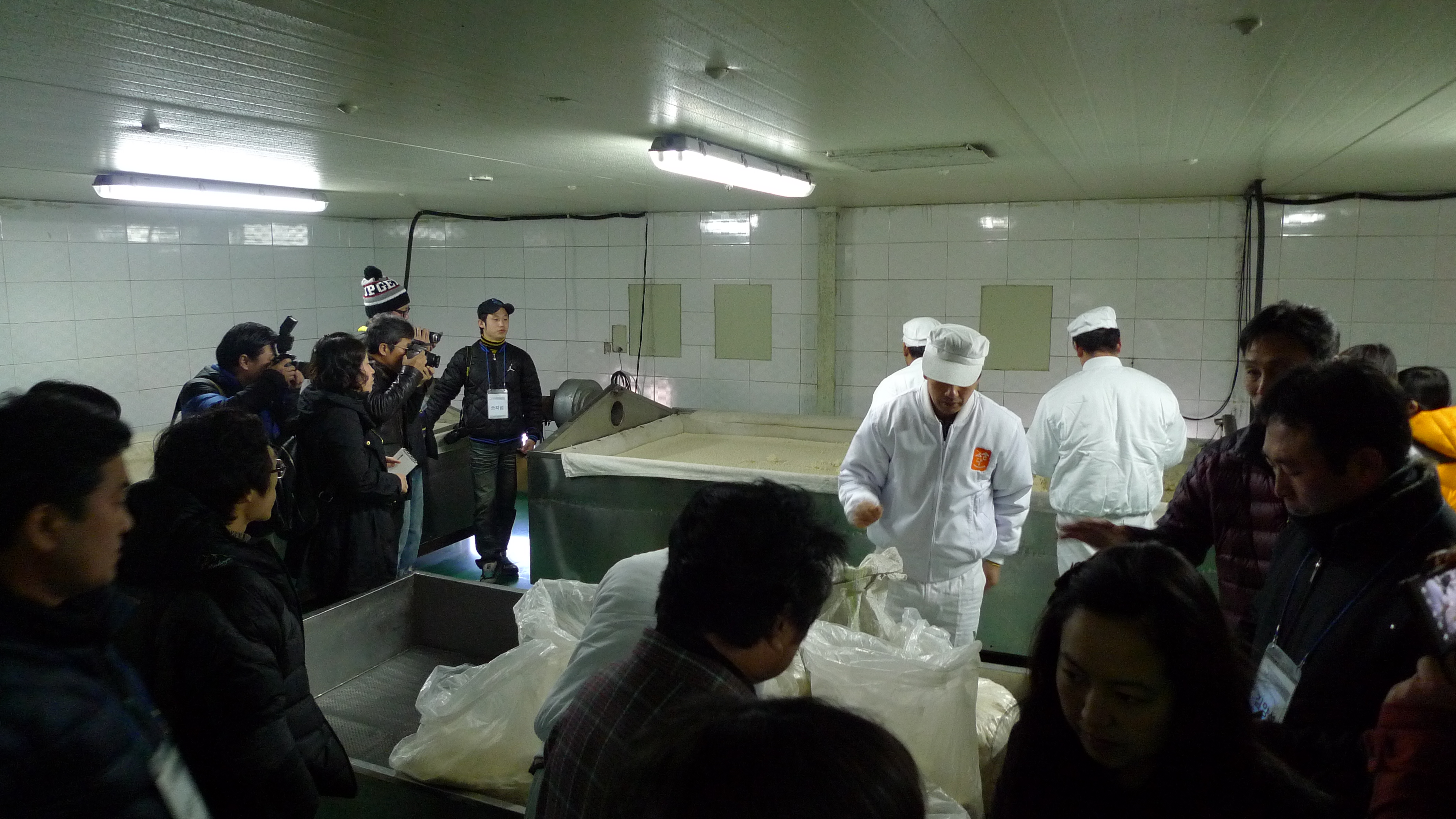 L1040516.JPG : 술탐방 사진들입니다.^^