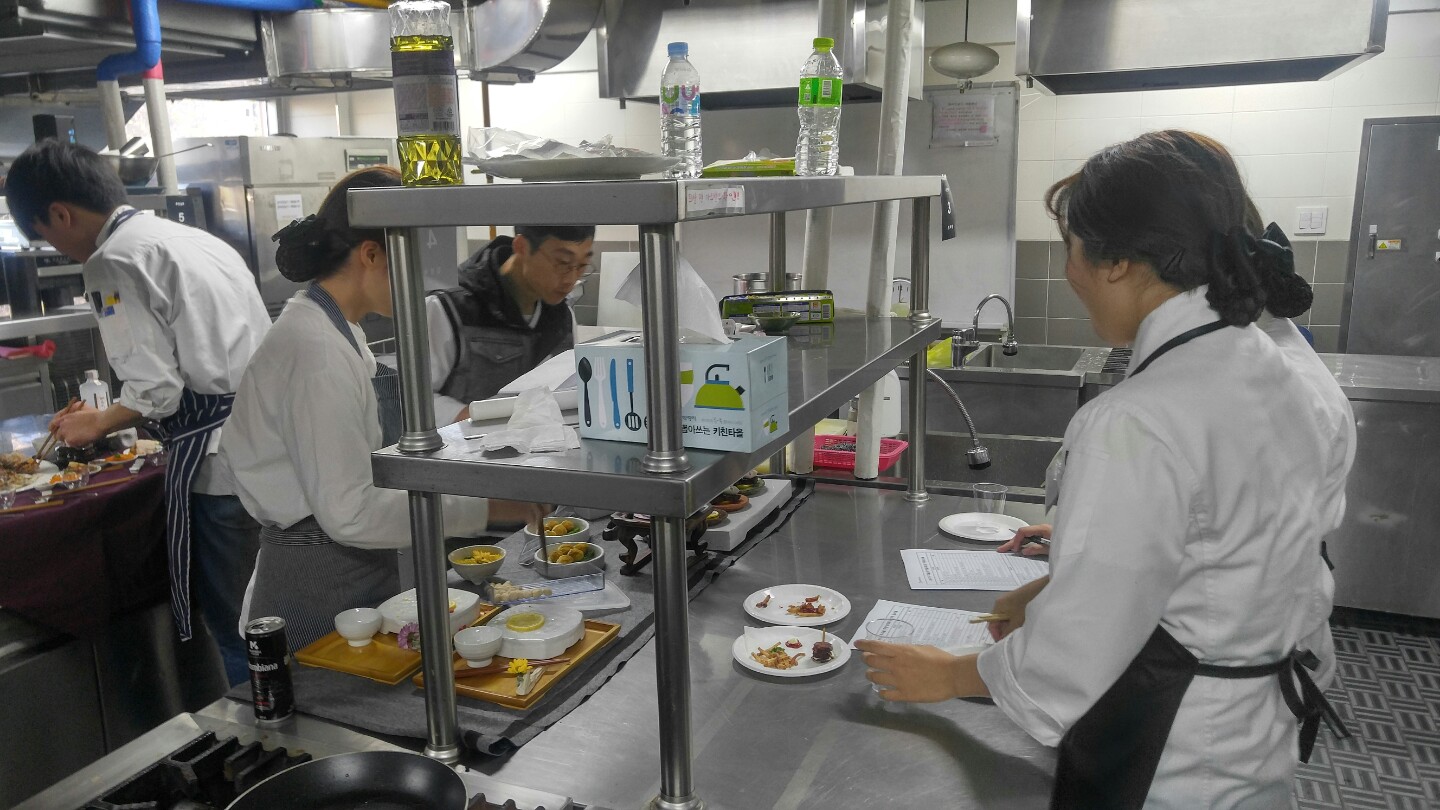 6. 평가 후 참가자시식회 및 정리 (7).jpg