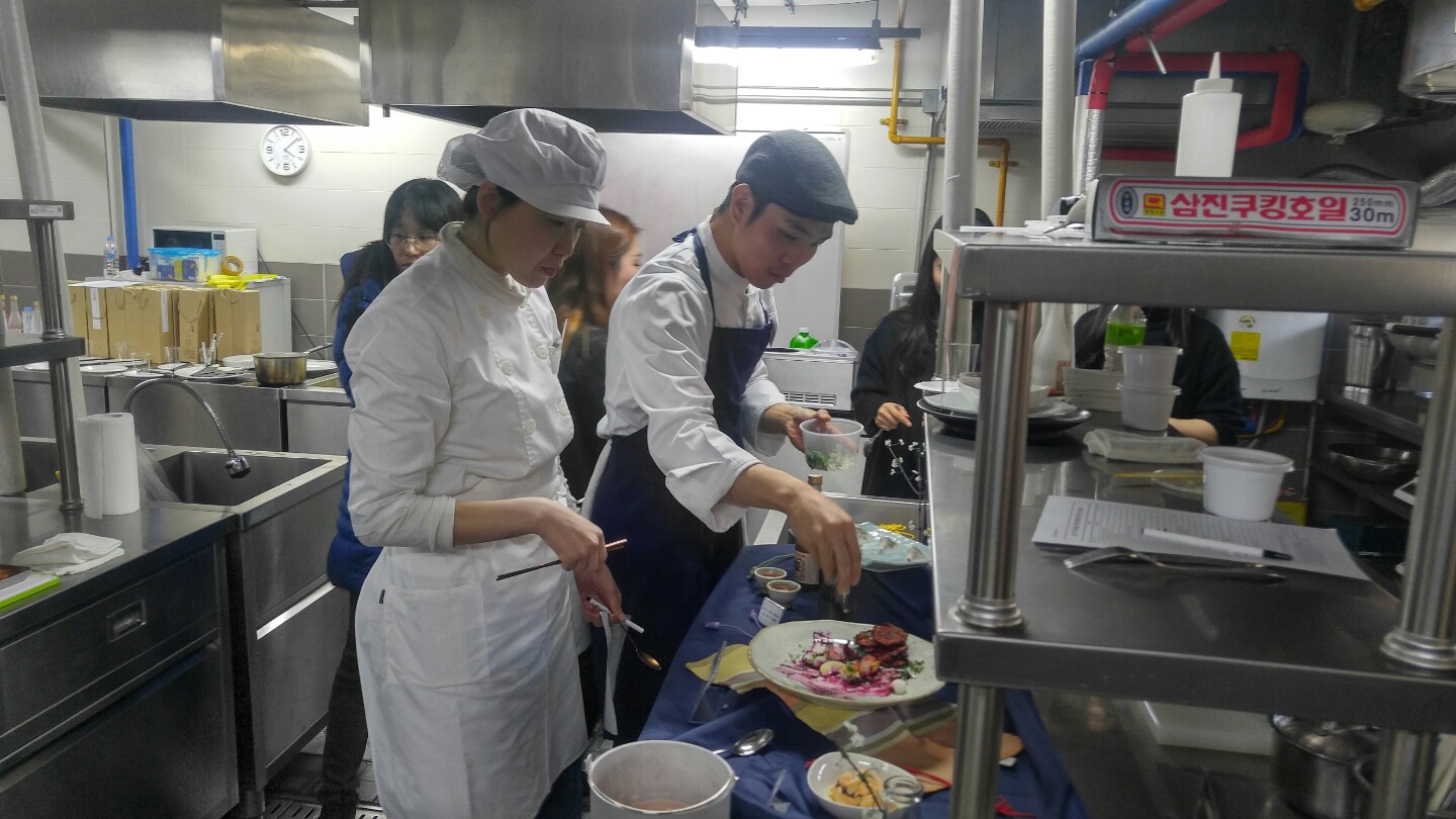 6. 평가 후 참가자시식회 및 정리 (12).jpg